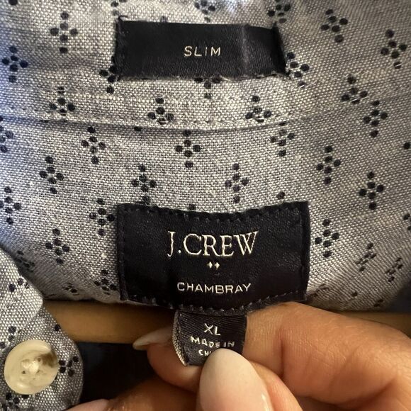 J. Crew Men’s Slim Chambray Long Sleeve Button Down Size XL Dot Print Preppy - Picture 10 of 11